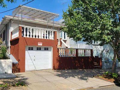 9-24 College Point Boulevard, Flushing, NY, 11356