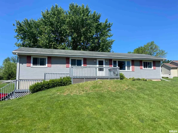 720 N 12th Ave, Canton, IL 61520