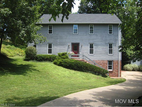1st image of 77 Cherry Hills Dr