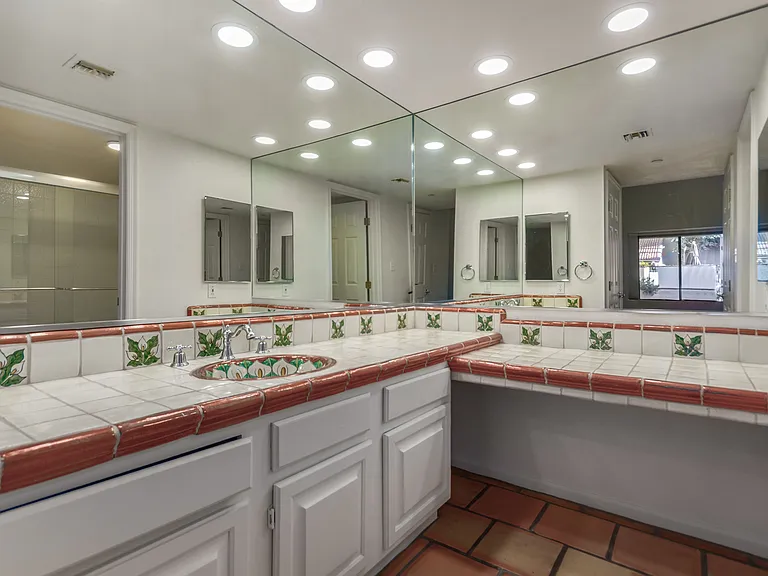 4200 N Miller Rd #117 — Photo 14