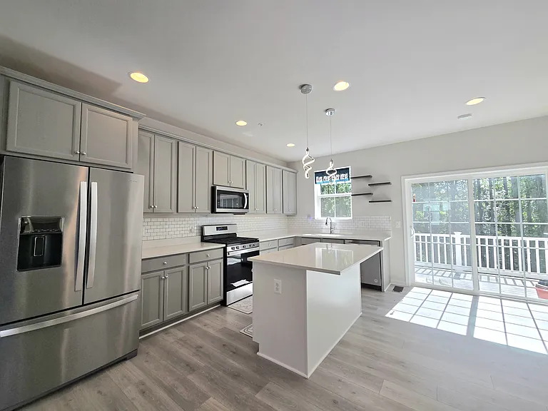 13146 Dowdens Station Way — Photo 4