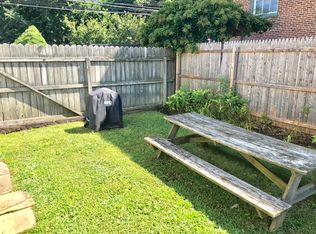 1724 W Doe Run Rd #B, Kennett Square, PA 19348