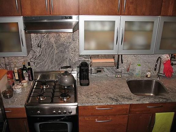 5th image of 1526 N La Salle Dr APT 1