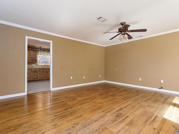 4th image of 3420 Grassfort Dr SW