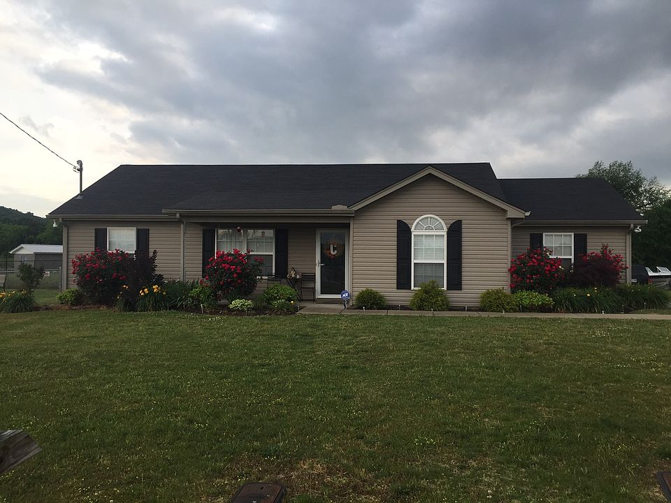 1st image of 109 Bairdscorner Ct