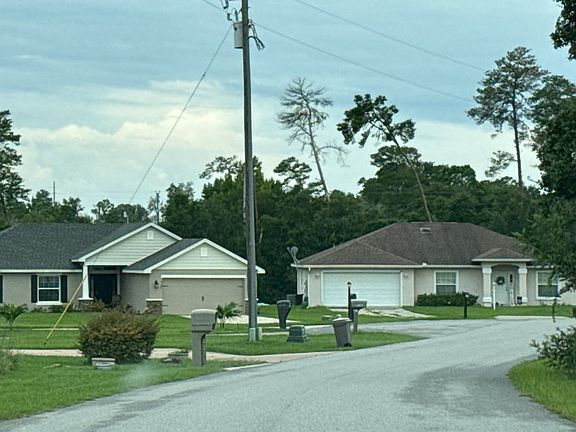 4th image of 4294 SW 102nd Pl