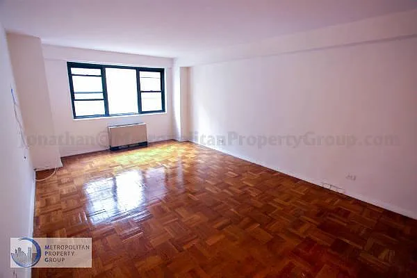 Rented by Metropolitan Property Group | media 31