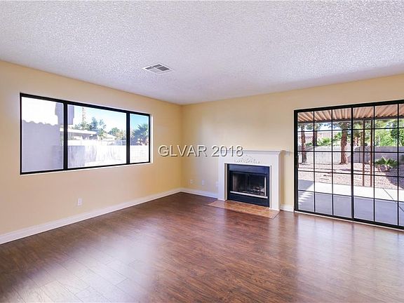 3rd image of 9945 Coral Sands Dr