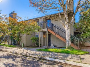 61 Galen Rd, Lake Oswego, OR 97035