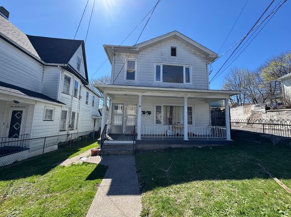131 Center Ave #2