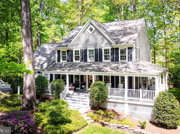 1399 Old Quincy Ln, Reston, VA 20194