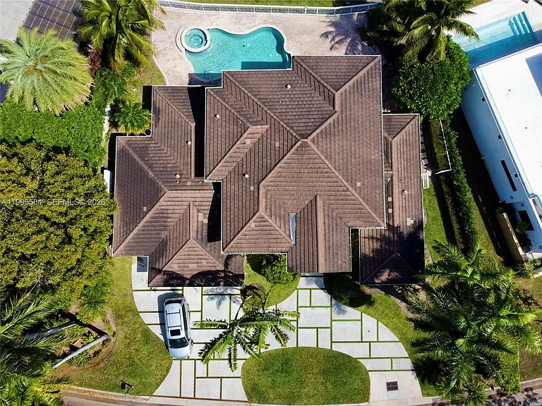 5023 NW 94th Doral Pl — Photo 4