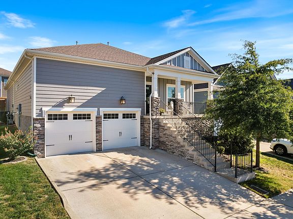 2nd image of 1309 Duns Ln