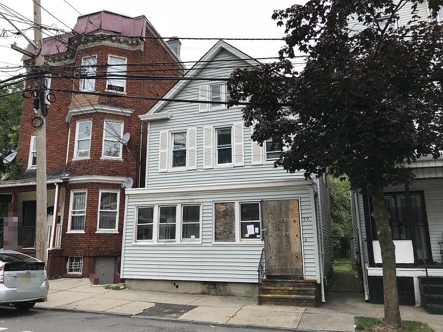 2nd image of 59 11th Ave