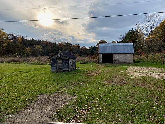 2nd image of 22601 Collier Ave