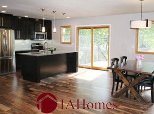 1005 Denbigh Dr, Iowa City, IA 52246