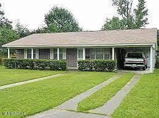 2190 Saint James Blvd, Gulfport, MS 39507