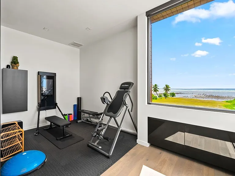 5295 Kalanianaole Hwy #2 — Photo 43
