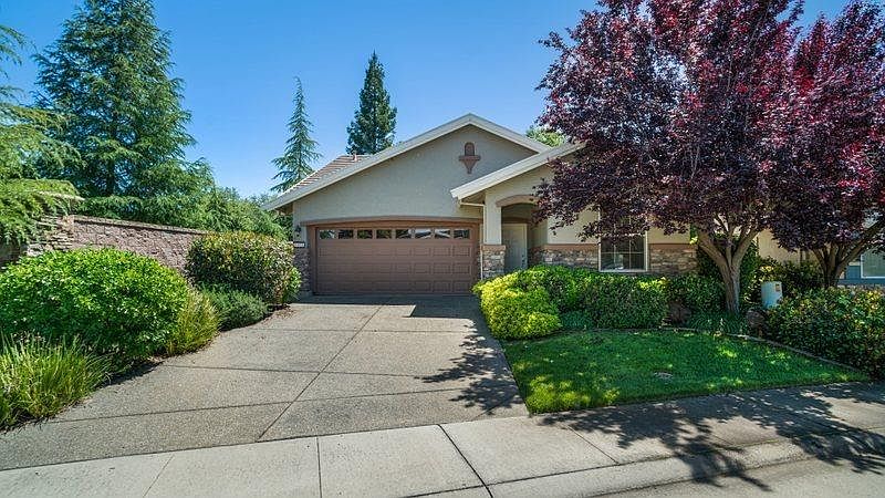 1st image of 1475 Topanga Ln