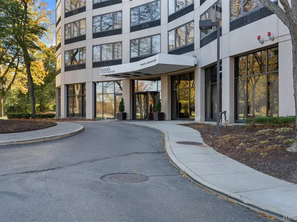 5000 Town Ctr Suite 306, Southfield, MI 48075