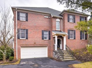15 Spring Hill Cir, Wayne, NJ 07470