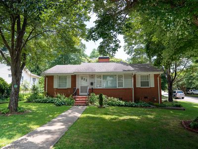 2100 Breeze Rd, Raleigh, NC, 27608