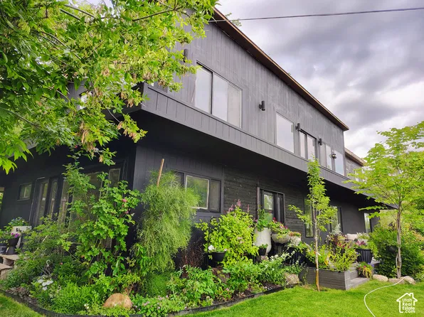 1397 Ritter Dr, Ogden, UT 84405