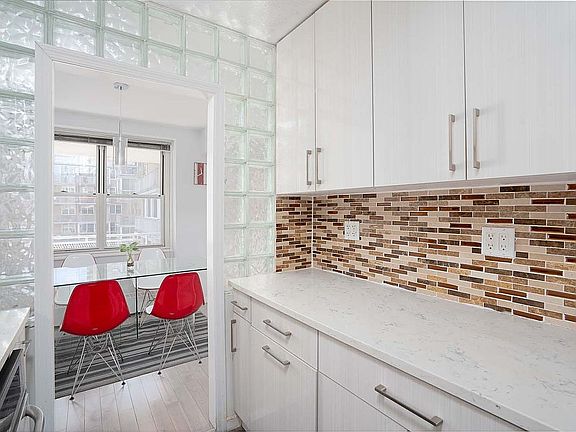 5th image of 303 W 66th St APT 18AW