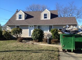 2348 Lancaster St, East Meadow, NY 11554