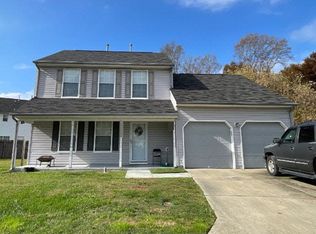 405 White Oak Ln, Suffolk, VA 23434