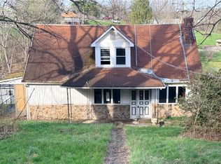 35 Florence Ave, Burgettstown, PA
