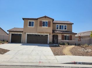 490 Foursquare Pl, San Jacinto, CA 92583
