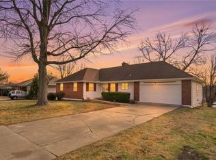 9809 E 82nd Ter, Raytown, MO 64138