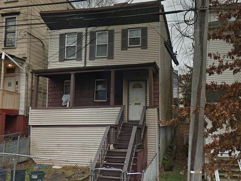 1st image of 34 Layton Ave