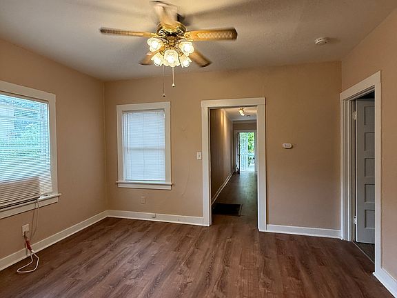 5th image of 2222 S St APT E
