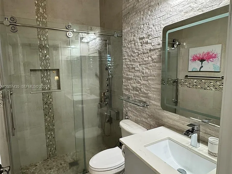 15053 SW 40th St — Photo 23