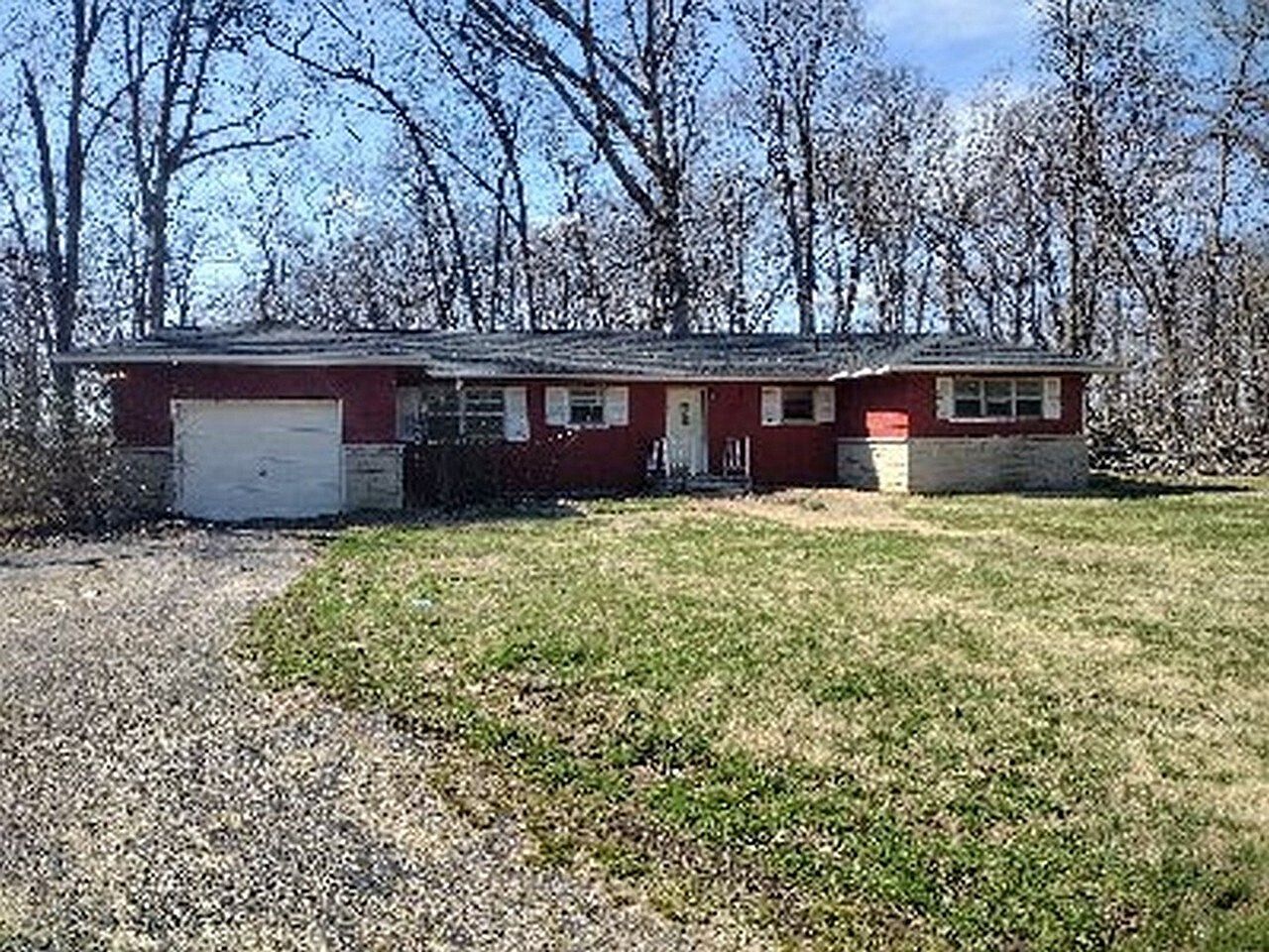 3061 S Leisure Pl W, West Terre Haute, IN 47885 Zillow