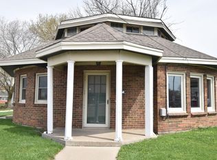 2024 Rapids Dr, Racine, WI 53404