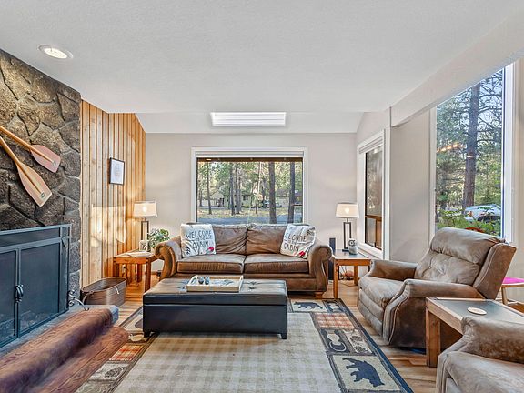 5th image of 57328 Mountain View Ln #2