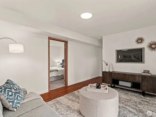 (undisclosed Address), Lynnwood, WA 98036