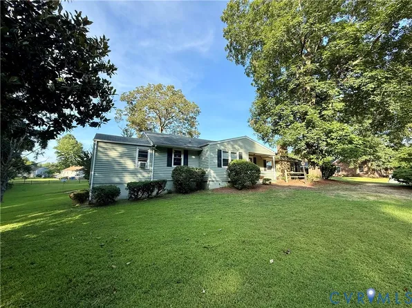 6800 Woodpecker Rd, Chesterfield, VA 23838