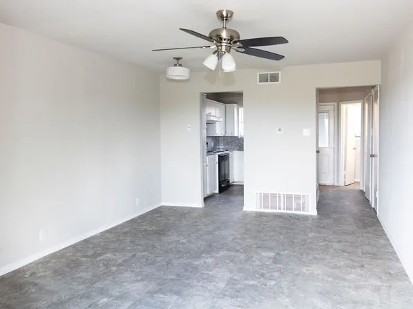 Riverbend Townhomes, 1102-1108 N Nolan River Rd #1104-D, Cleburne, TX 76033
