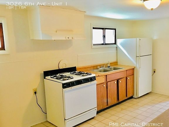 4th image of 3026 6th Ave #1