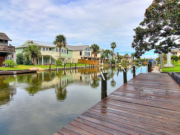 3rd image of 1841 Bay Shore Dr