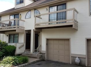 2401 Privet Way, Basking Ridge, NJ 07920