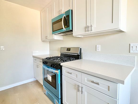3rd image of 4022 135th St #F