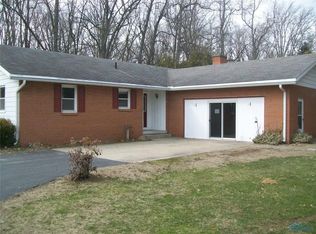 10789 Oak St, Portage, OH 43451