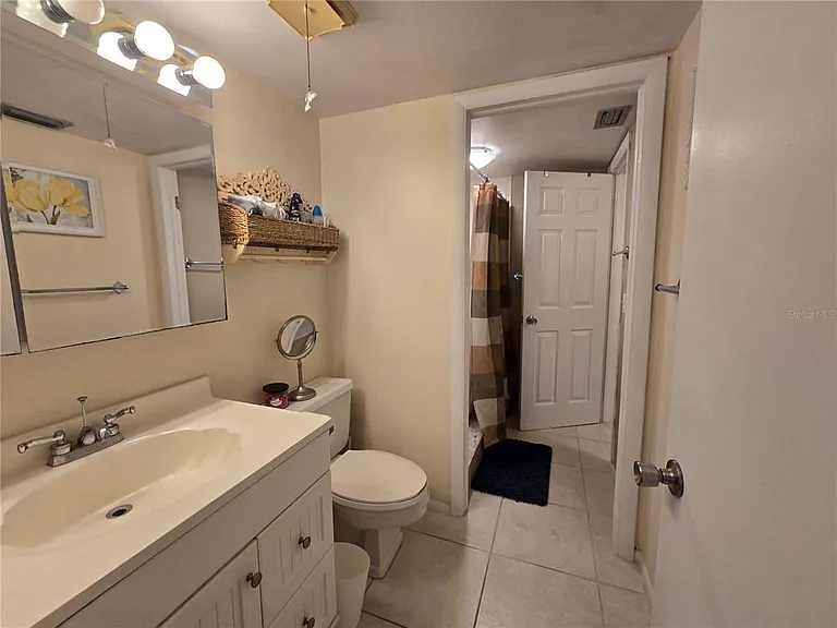 608 Midway Dr #A — Photo 11