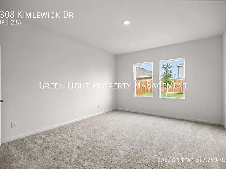 8308 Kimlewick Dr — Photo 15