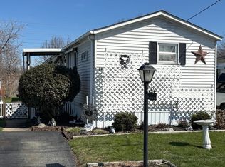 52 Colvin St, Attleboro, MA 02703